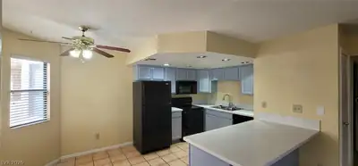 1204 Observation Drive 101 Kitchen