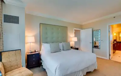 135 East Harmon Avenue 2020 Bedroom