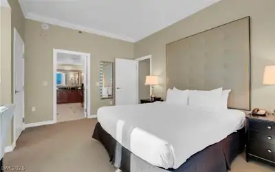 135 East Harmon Avenue 2020 Primary Bedroom