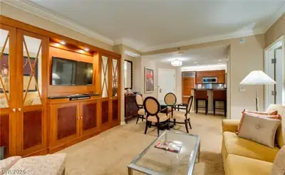135 East Harmon Avenue 2020 Living Room