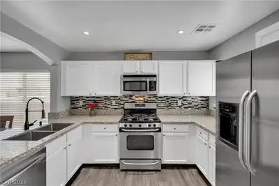 6253 Oread Avenue Kitchen