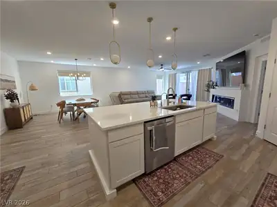 6366 Pipers Brook Lane Kitchen