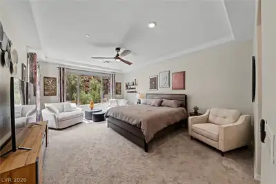 259 Sun Glaze Avenue Primary Bedroom