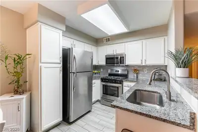3174 Tarpon Drive 102, Las Vegas