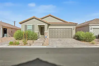 8958 Raven Patch Street, Las Vegas