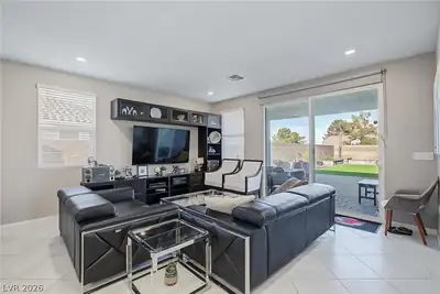 8958 Raven Patch Street Living Room