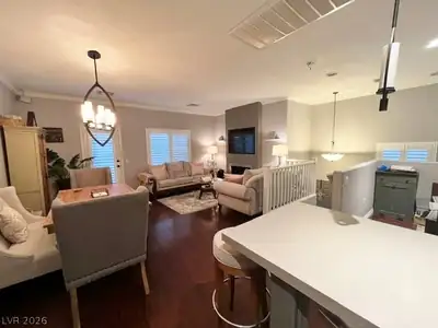 9753 Sandybuck Court Living Room