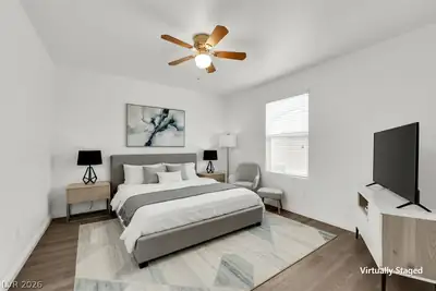 4594 Ingleton Circle Bedroom