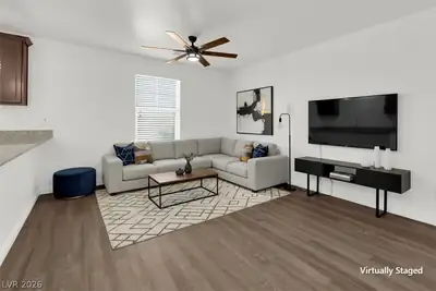 4594 Ingleton Circle Living Room