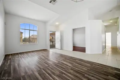 6525 Begonia Bay Avenue Living Room