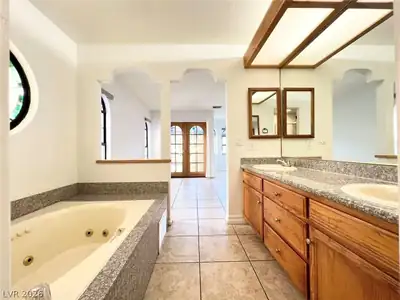 4069 Nook Way B Primary Bathroom