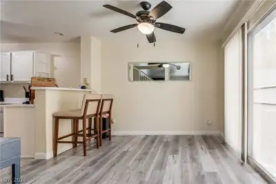 216 Bastrop Street Dining Area