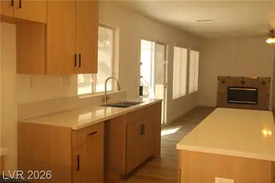 1710 South LITTLE BOW Avenue Kitchen