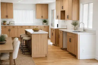 1710 South LITTLE BOW Avenue Kitchen