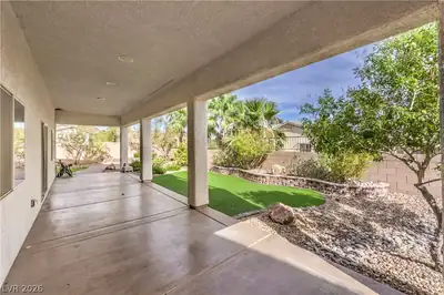 824 Plockton Patio