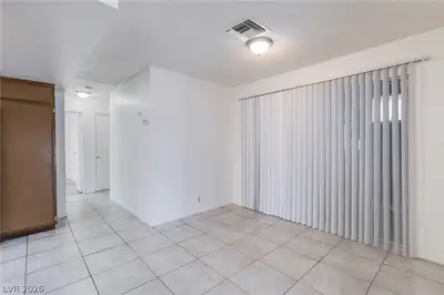 3821 Summer Breeze Circle, Las Vegas, NV 89108 Dining Area