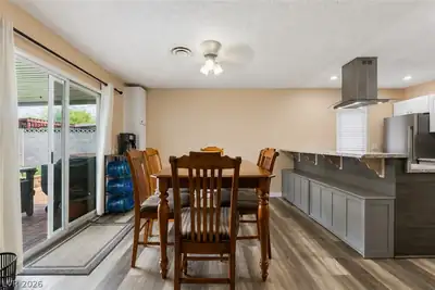 1404 Gloria Lane Dining Area