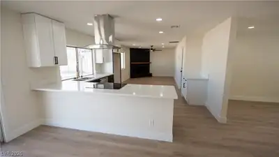 4540 East Philadelphia Avenue Kitchen