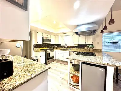 3811 Leisure Lane Kitchen