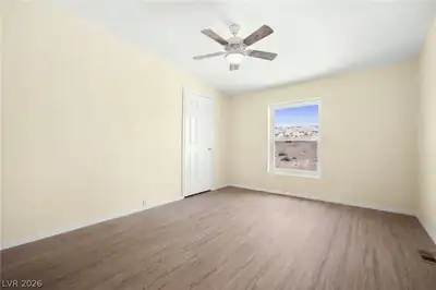 795 East Cottonwood Avenue Bedroom
