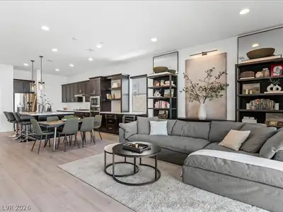 358 Nine Mile Creek Drive Living Room
