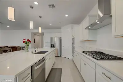 6557 Corsari Ridge Street Kitchen