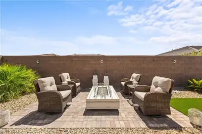 9561 Among Lane Patio