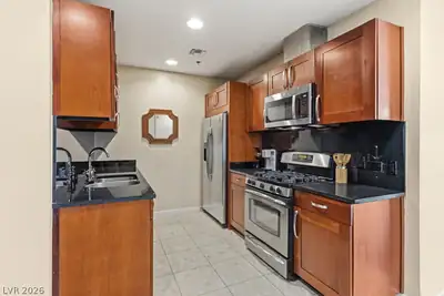 4525 Dean Martin Drive 402 Kitchen