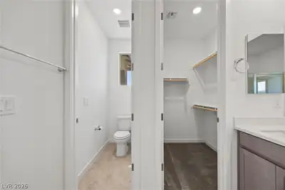 11467 Contour Avenue Primary Bathroom
