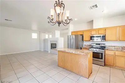 3588 White Mountain Street Kitchen