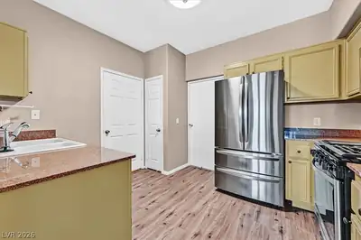 10550 West Alexander Road 1097 Kitchen