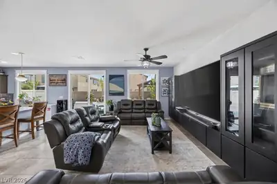 3945 Carol Bailey Avenue Living Room