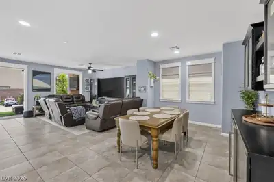 3945 Carol Bailey Avenue Dining Area