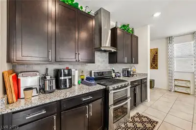 9320 Newbattle Street, Las Vegas, NV 89178 Kitchen