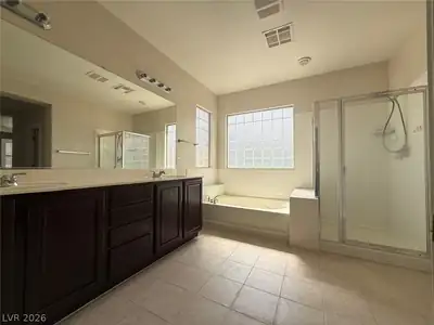 315 Carlisle Crossing Street Primary Bathroom