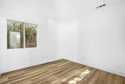 1532 Waterton Drive Bedroom