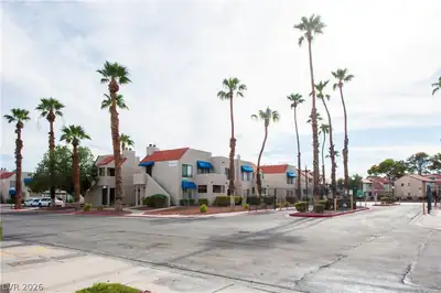 4391 Gannet Circle 11 Las Vegas, NV 89103
