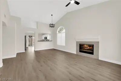 3605 Estate View Street Living Room