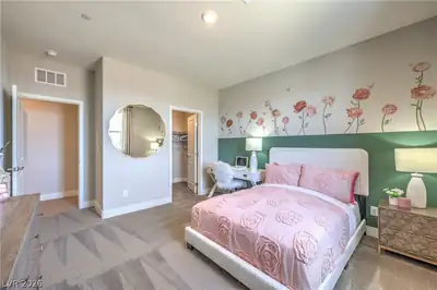 7645 Serenity Bay Ln Bedroom
