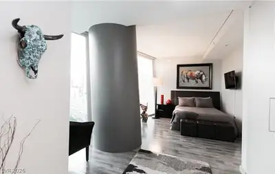 3726 Las Vegas Boulevard 507 Bedroom