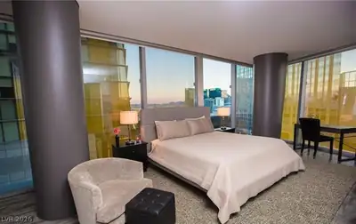 3726 Las Vegas Boulevard 507 Primary Bedroom