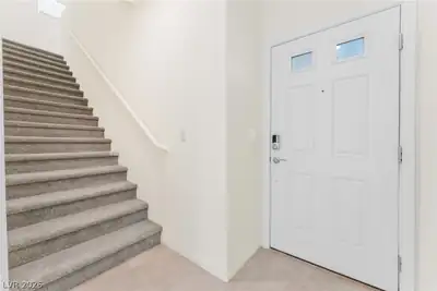 10963 Cheshire Woods Avenue Entrance Foyer