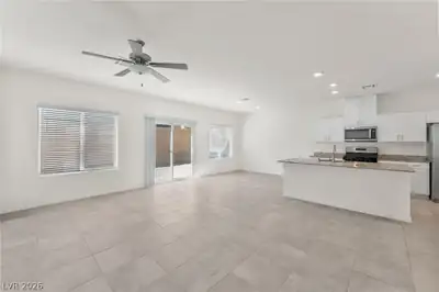 10963 Cheshire Woods Avenue Living Room