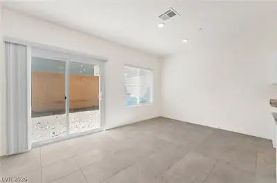10963 Cheshire Woods Avenue Dining Area