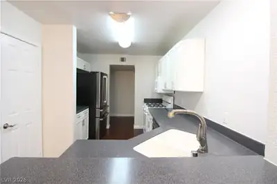 7948 West Nevso Drive Kitchen