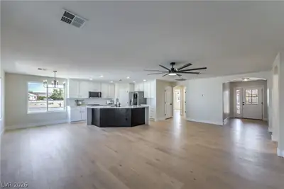 478 Hank Circle Living Room