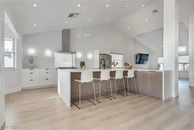 2901 Channel Bay Drive Kitchen