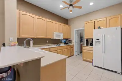481 Dalgreen Place, Henderson, NV 89012 Kitchen