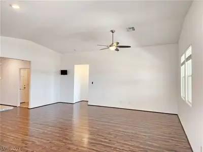 3575 East Wallowa Drive Living Room