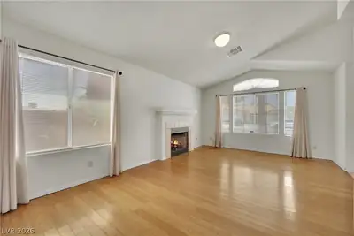 5132 El Nino Lane Living Room